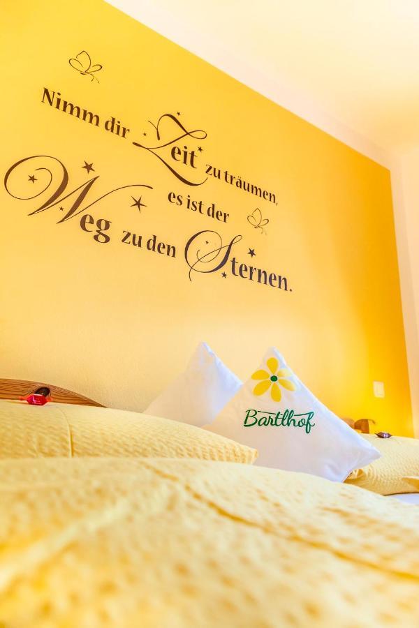 Bartlhof-Ferienwohnungen-Zimmer Burglengenfeld Exterior foto