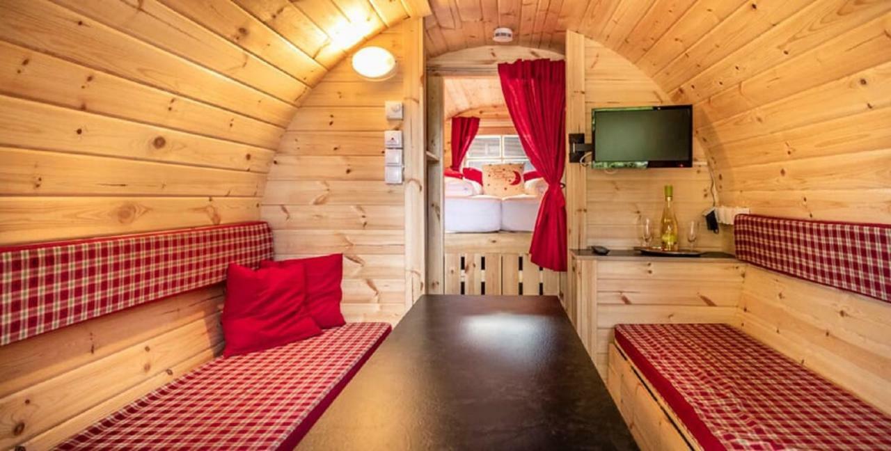 Bartlhof-Ferienwohnungen-Zimmer Burglengenfeld Exterior foto